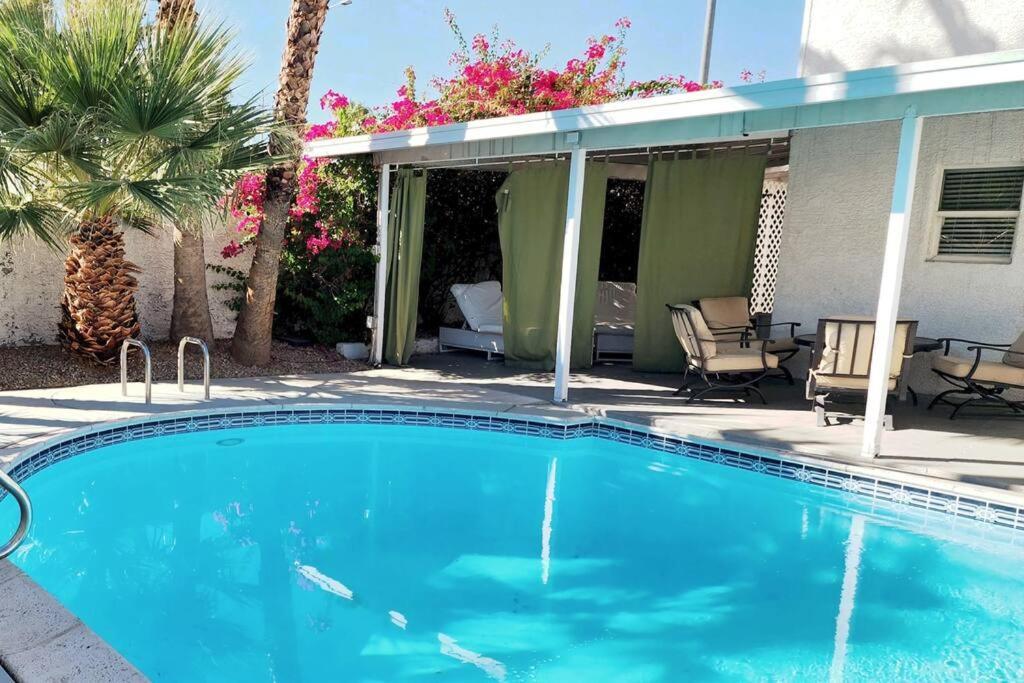 The Vegas Escape - Near The Airport/Strip With Pool Villa ลาสเวกัส ภายนอก รูปภาพ