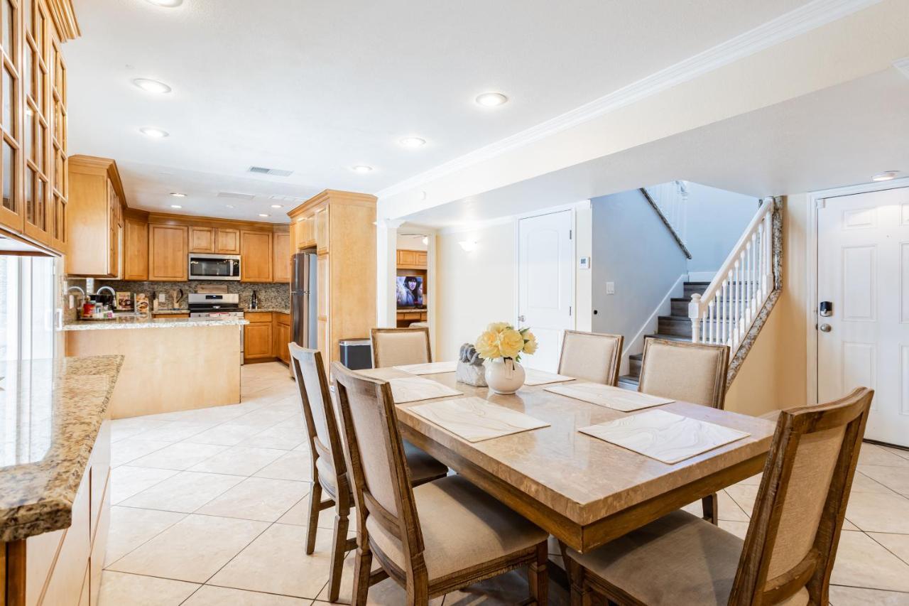 The Vegas Escape - Near The Airport/Strip With Pool Villa ลาสเวกัส ภายนอก รูปภาพ