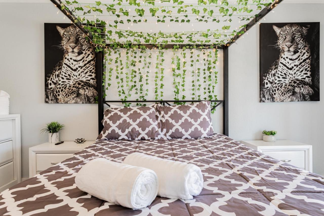 The Vegas Escape - Near The Airport/Strip With Pool Villa ลาสเวกัส ภายนอก รูปภาพ