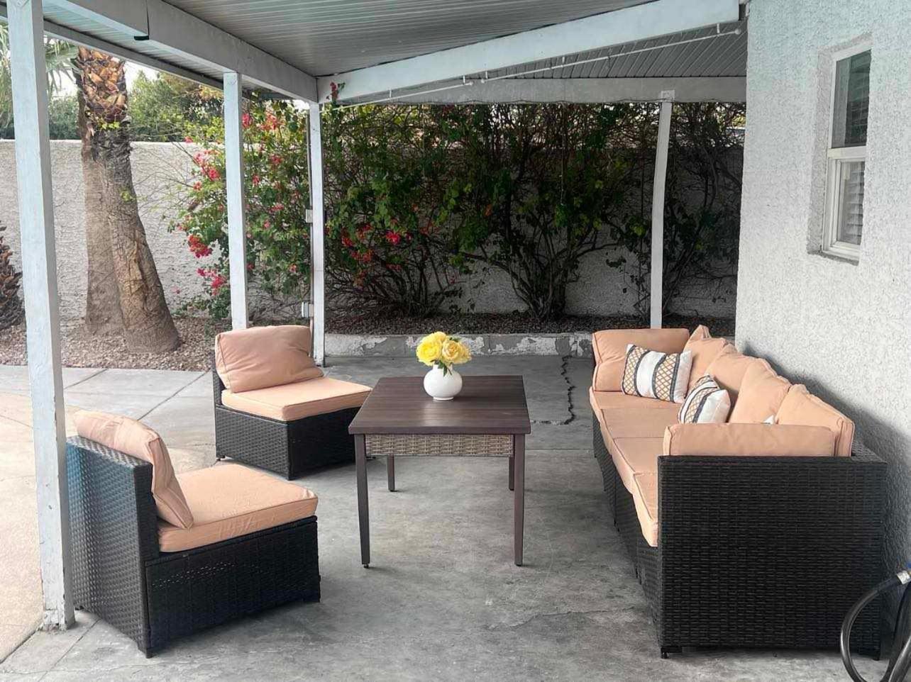 The Vegas Escape - Near The Airport/Strip With Pool Villa ลาสเวกัส ภายนอก รูปภาพ